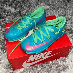 Nike KD VI Hero Turbo sz 13c